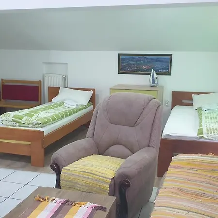 Boska Πανσιόν *