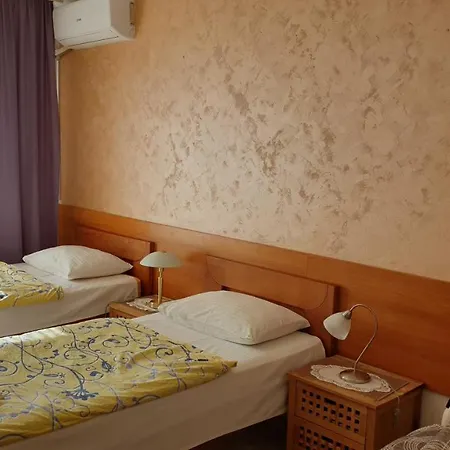 Boska Πανσιόν